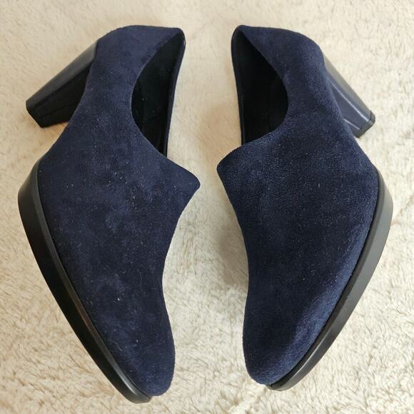 Ecco Danish Design Navy Suede Sz40 heels Pump Slipon shoes. Career. Work. Office - Picture 5 of 15